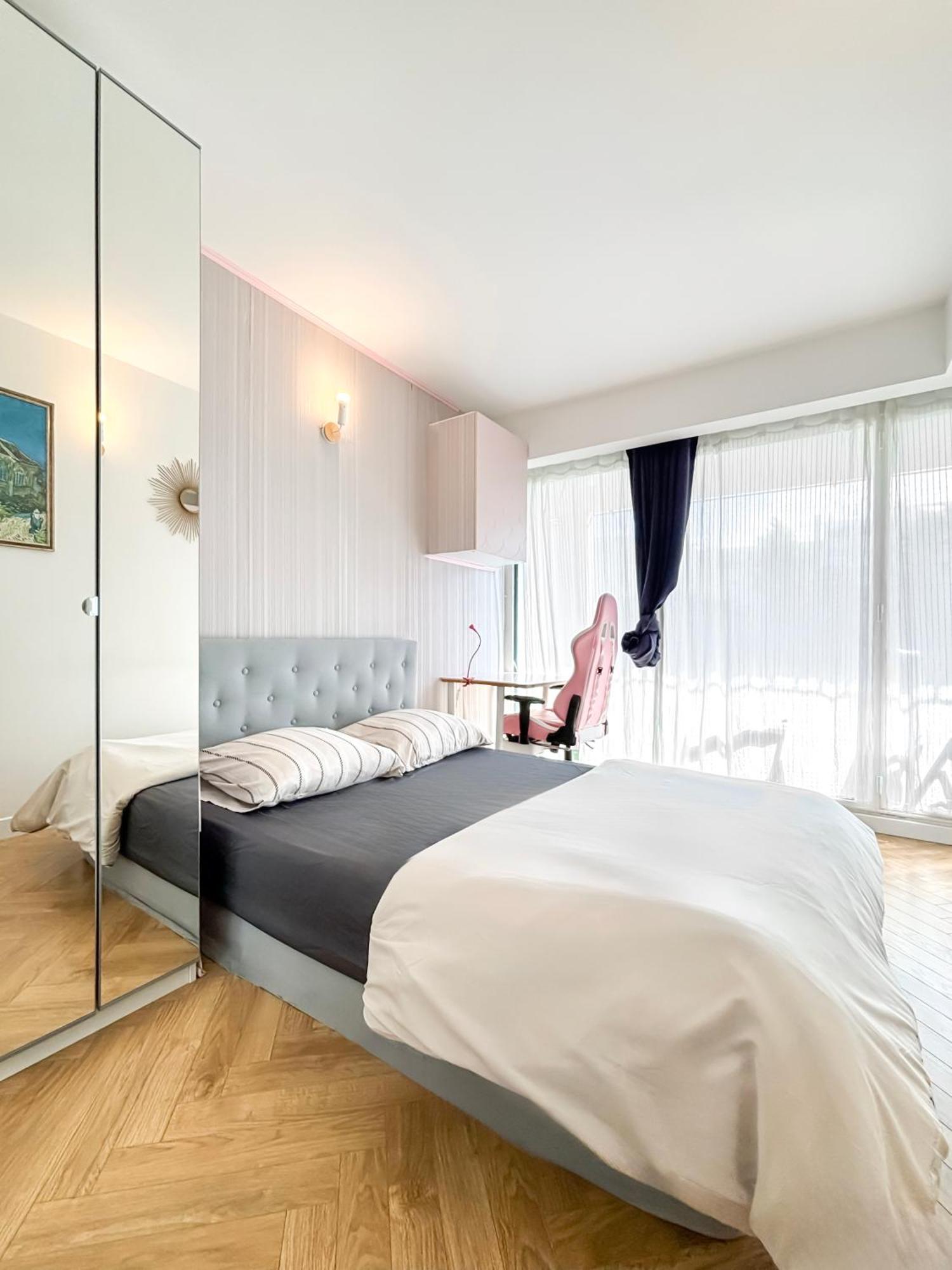 Appartamento Avec Piscine Métro Convention Parigi