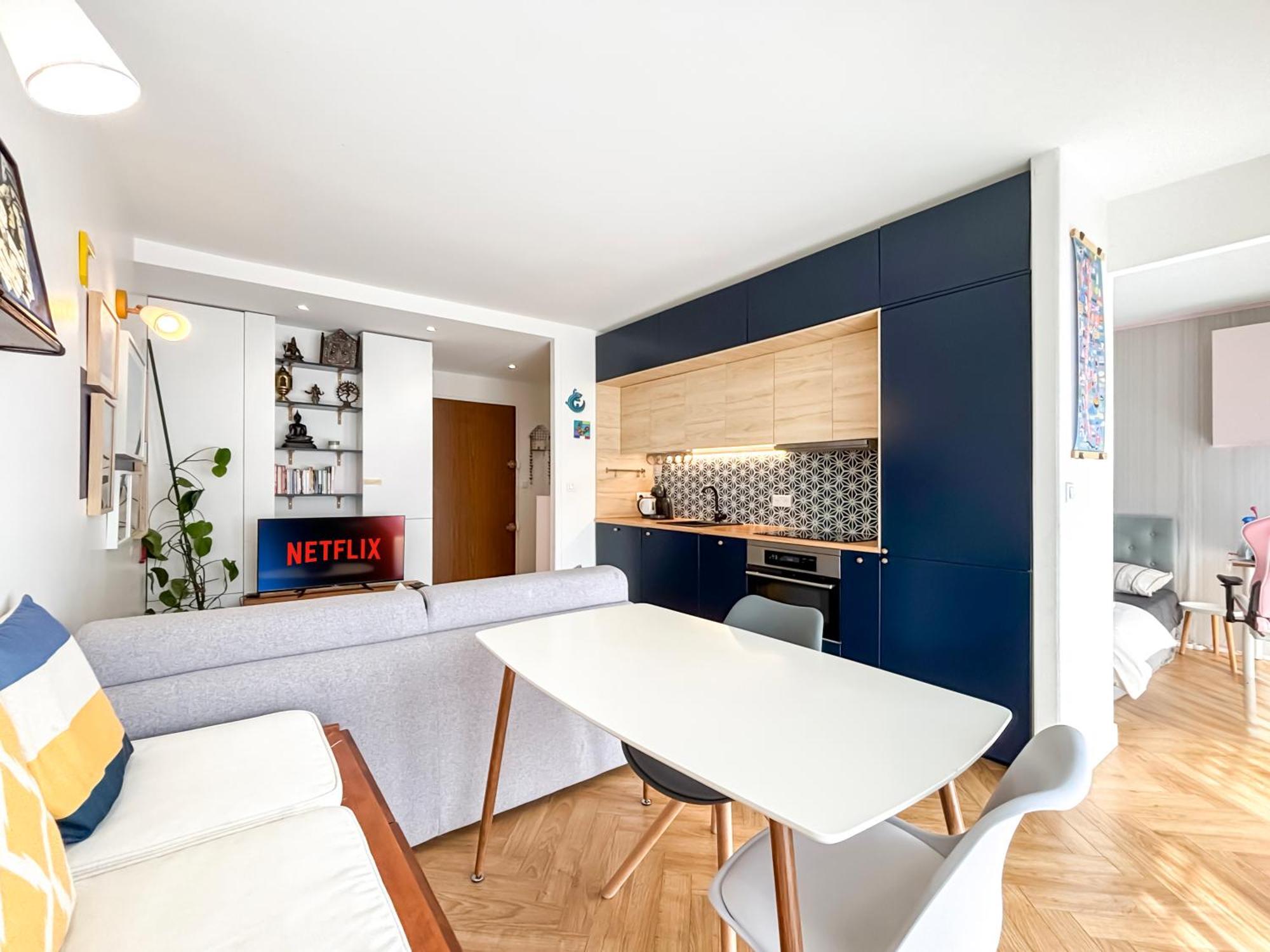 Avec Piscine Métro Convention *